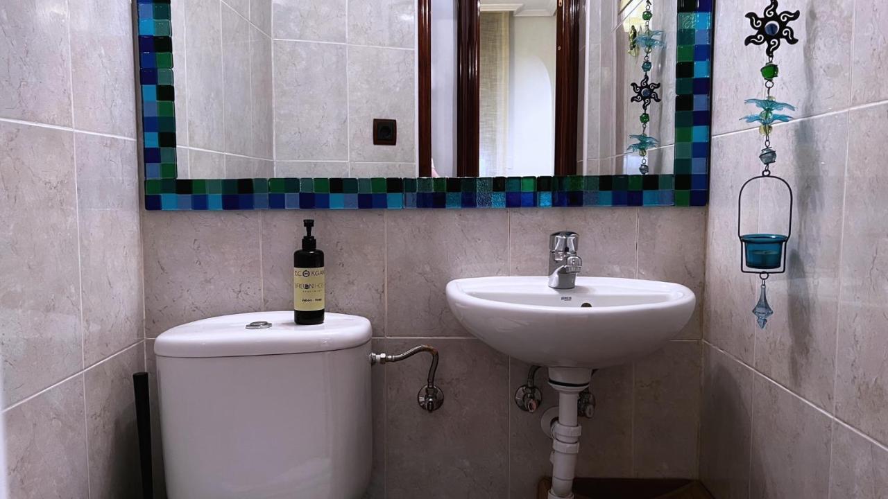 Appartamento Epalza, Vivienda Turistica Centrica Con Wifi Bilbao Esterno foto