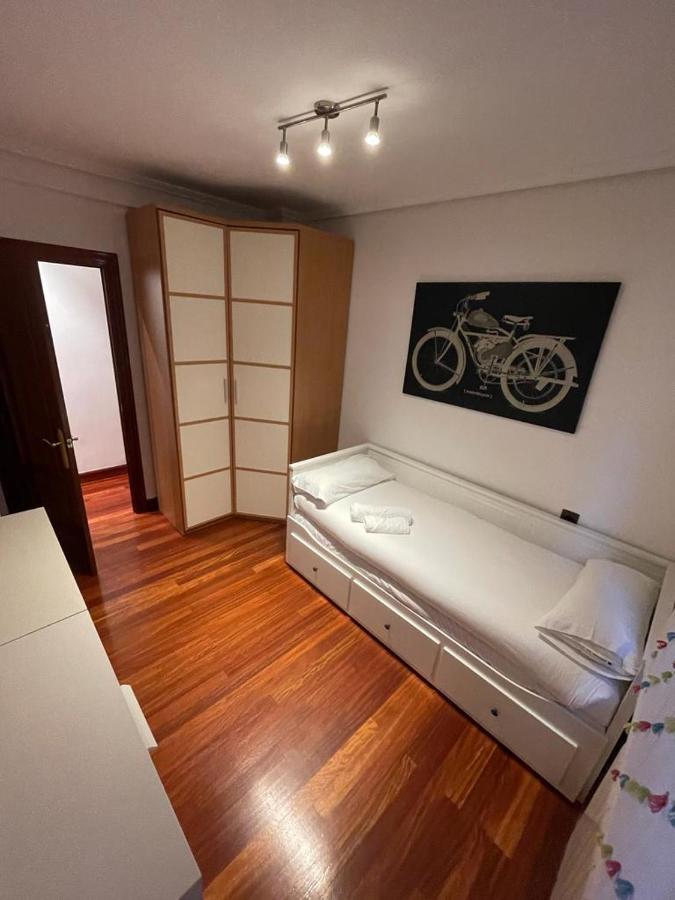 Appartamento Epalza, Vivienda Turistica Centrica Con Wifi Bilbao Esterno foto