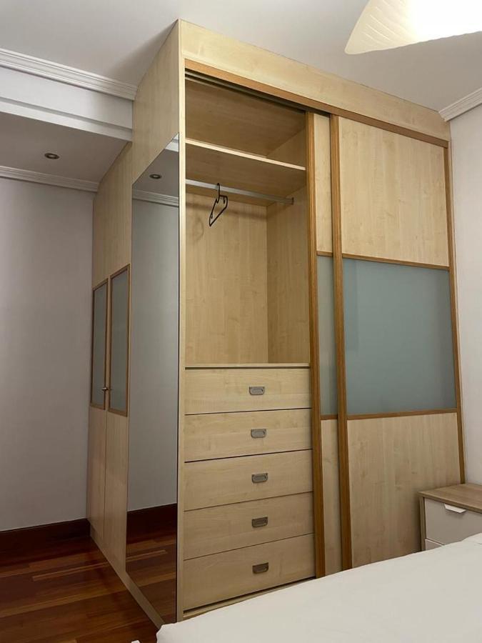 Appartamento Epalza, Vivienda Turistica Centrica Con Wifi Bilbao Esterno foto